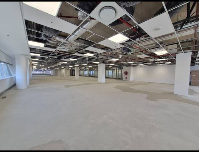 656M² OFFICE TO LET IN SANDTON CENTRAL